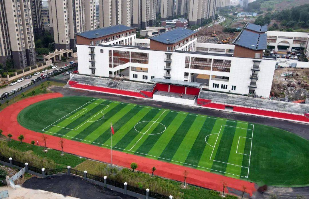 “高湖小学新建动态更新”,高湖小学新建动态更新步骤指南